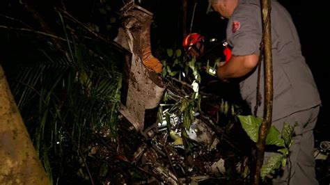 Chega ao IML os corpos das 5 vítimas da queda de um helicóptero em Mogi