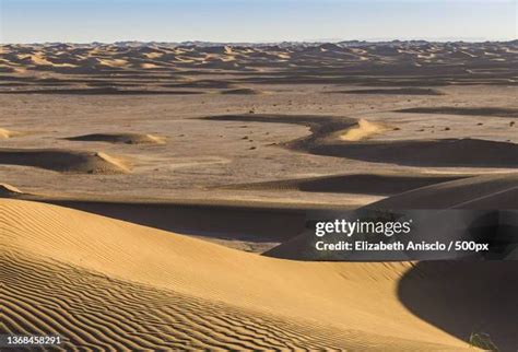 58 Parabolic Dunes Stock Photos, High-Res Pictures, and Images - Getty ...