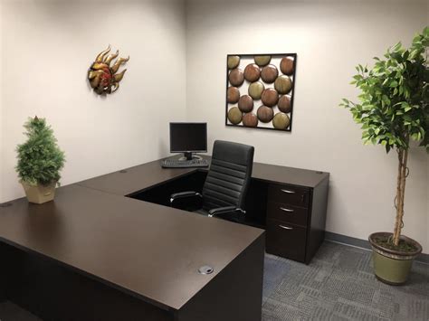 Why choose an executive suite for your next office? - Succeed ...