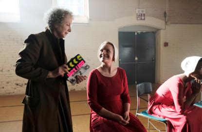 The Handmaids Tale Season 2 Exclusive Spoilers And Interviews From