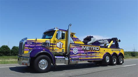 Metro Towing - 24/7 Roadside Assistance - Metro Truck Group