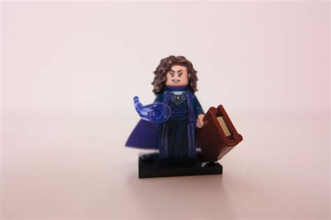 LEGO Minifigur CMF Marvel Serie 2 Agatha Harkness Kaufen Auf Ricardo