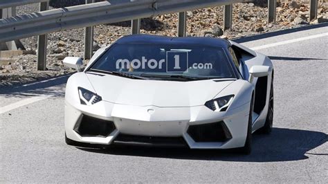 歷代最強！lamborghini全新車型aventador Svj來臨，最大馬力上看800hp Yahoo奇摩汽車機車