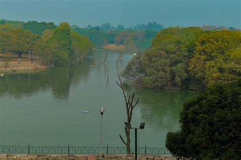 A Mesmerizing View Of Hauz Khas Lake And Garden From The Hauz Khas Fort ...