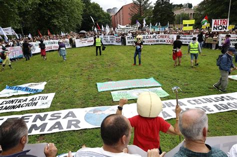 Fotos Protesta Altri Galicia Alza La Voz Contra La Instalación De La