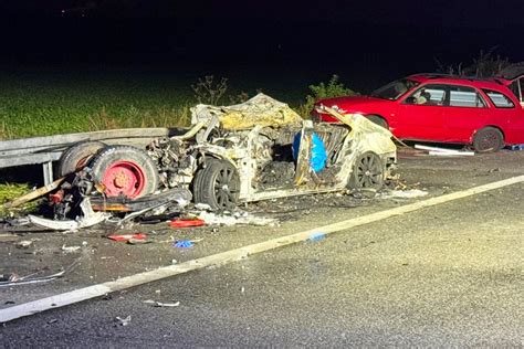 Horror Crash Auf A5 Bei Weiterstadt Mercedes AMG Fahrer Rast In Pannen