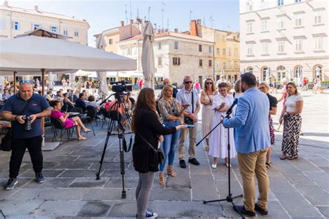 Osam Privatnih Vrti A Potpisalo Sporazum S Gradom Filip Zori I Kad