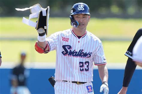 ヤクルト・青木宣親が初安打 41歳球界最年長野手「いい打球が飛んでいたので良かった」 サンスポ