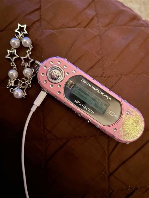 Pin by kendall. ♱ on +🫀⭐️🎧 🩻🌀🪽** | Retro gadgets, Cool things to buy
