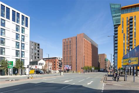 BREEAM Very Good Premier Inn planned for Manchester - Sustainable Hotel ...