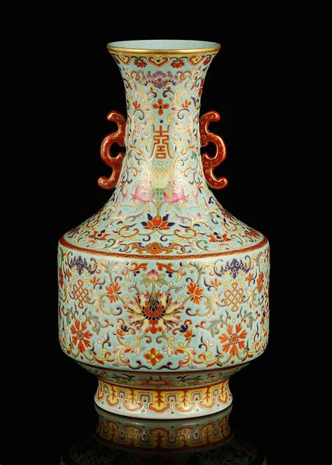 Chinese Famille Rose Porcelain Vase