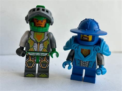 Se Produkter Som Liknar Lego Figurer Figur Gubbar P Tradera