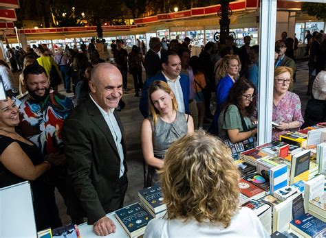 La Feria Del Libro De Sevilla Culmina Una “exitosa Edición” Con Aumento