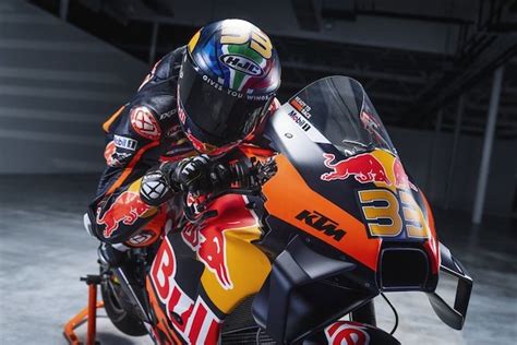 Foto Red Bull Ktm Resmi Pamer Line Up Rider Motogp Reuni Dengan