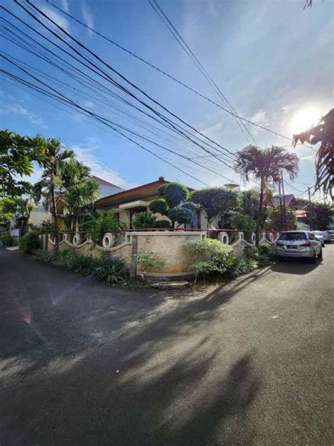 Rumah Posisi Hook Di Pondok Bambu Duren Sawit Jaktim