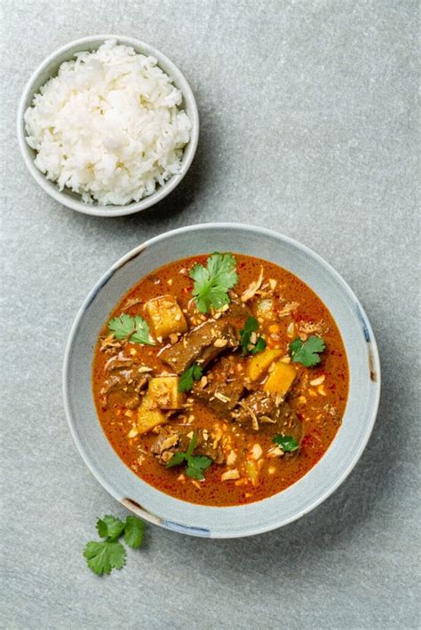 Gaeng Phed Gai Rotes Thai Curry Mit Huhn Confusion Asiatisch Kochen