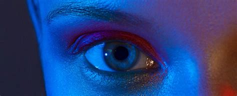 Blue Light Is Causing The Human Eye To Attack Itself Sciencealert