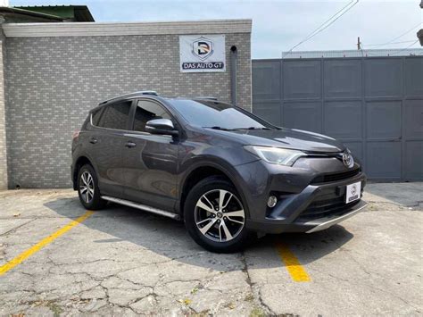 Toyota RAV4 2017 141401 km Gasolina Automática en Zona 9 Toyota Rav4