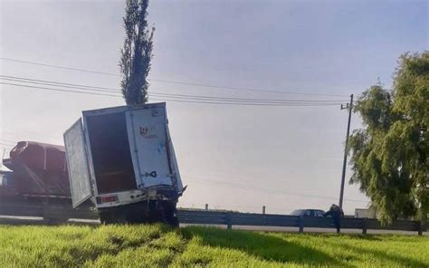 Carambola En La Toluca Atlacomulco Deja Al Menos Dos Heridos El Sol