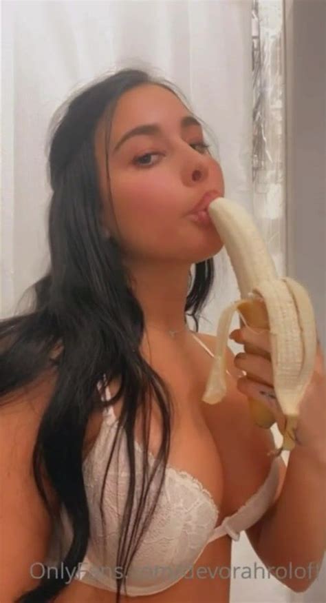 Devorah Roloff Nude Banana Sucking Like Cock Xxx Videos Leaked