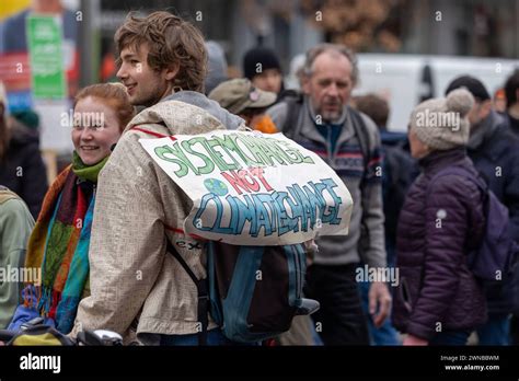 Bundesweiter Klimastreik Von Verdi Und Fridays For Future Kundgebung Am