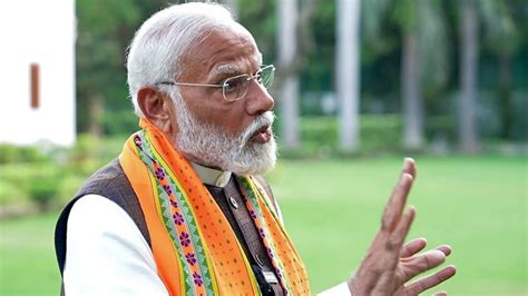 Pm Modi Writes To First Time Voters In Varanasi Asks Them To Exercise