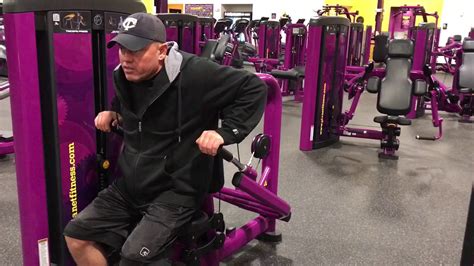 Planet Fitness Triceps Press Machine How To Use The Triceps Press