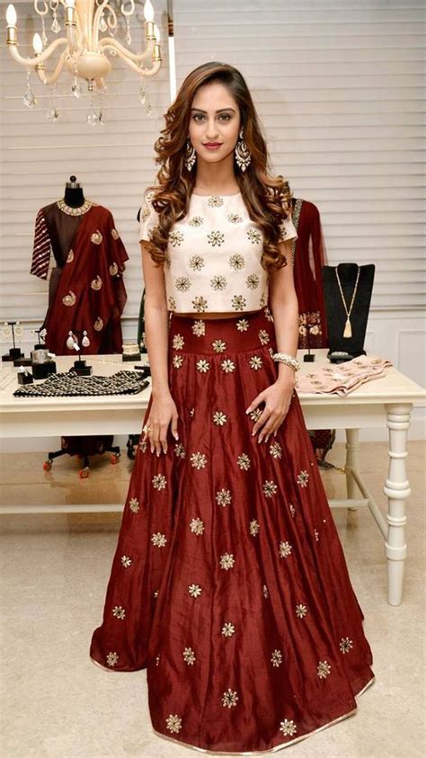 20 Inspiration Party Wear Indian Wedding Crop Top Lehenga