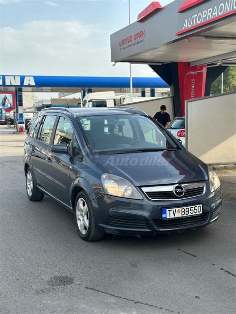 Opel Zafira 1 9 Cdti 88kw Automatik Cijena 3000 Crna Gora