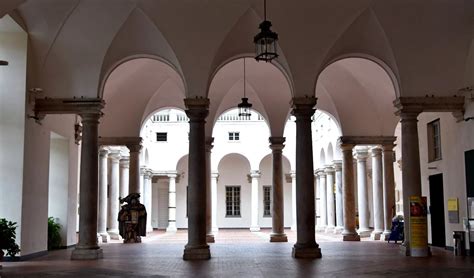 Palazzo Ducale Salgono A I Candidati Alla Direzione Primocanale