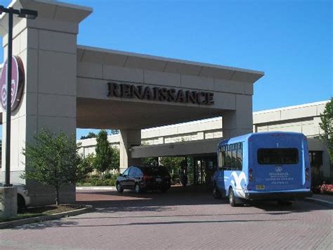 Renaissance Newark Airport Hotel (EWR) | One Stop Parking