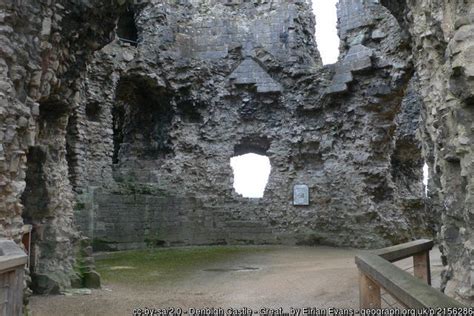 Denbigh Castle - Denbigh.com