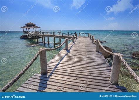 Jetty At Ocean Stock Image Image Of Horizon Wood Outdoor 40132159