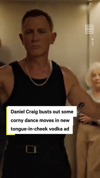 T N T Viral Us On Twitter Rt Nowthisnews Daniel Craigs Dancing