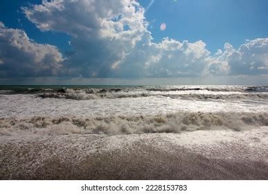 Beautiful Scary Stormy Sea Waves Heavy Stock Photo 2228153783 ...