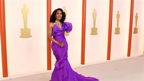 The 16 Best Looks From the 2023 Oscars Red Carpet - Fashionista