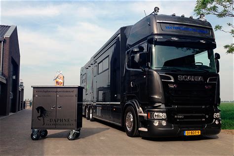 Transport Online Peperstraten Groep Kiest Met Scania R Voor