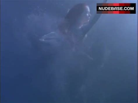 Watch Free Simone Elise Girard Nude In Underwater The Hunger Porn