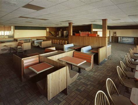 Abandoned 80′s Style Burger King Restaurant Governors Island New York