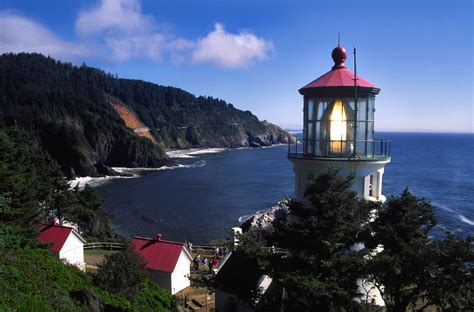 Eugene Oregon Tourism Tourist Offices Addresses Phone Numbers Contact