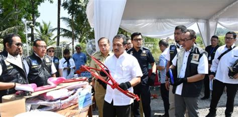 Kemendag Musnahkan Temuan Post Border Di Semarang Kementerian