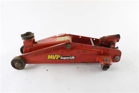 Mvp Super Lift Hydraulic Floor Jack Property Room