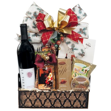 Holiday Wine Classic Gift Basket Small - Executive Baskets