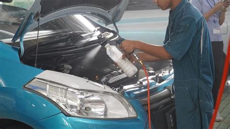 Tips Mencegah Mobil Overheat Cermati Sebelum Jalan Jauh