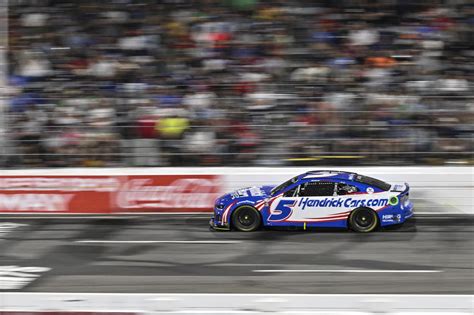 Kyle Larson Dominates For Third Nascar All Star Race Win Takes Home