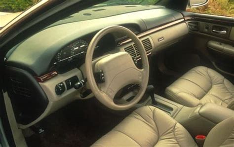 1996 Chrysler LHS Pictures - 2 Photos | Edmunds