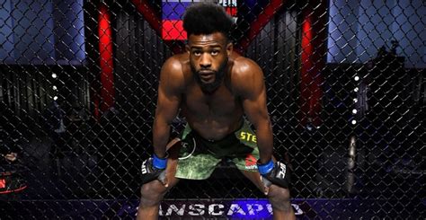 Aljamain Sterling Defeats Wounded Tj Dillashaw To Retain Ufc Title