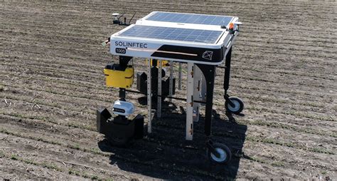 Solinftec Unveils New Solix Sprayer Robot Industrial Vehicle