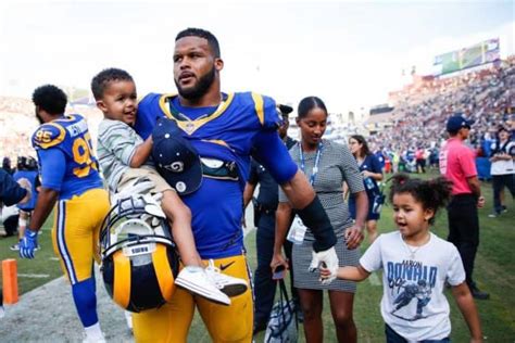 Aaron Donald 2024 Update Wife Kids Contract And Rams