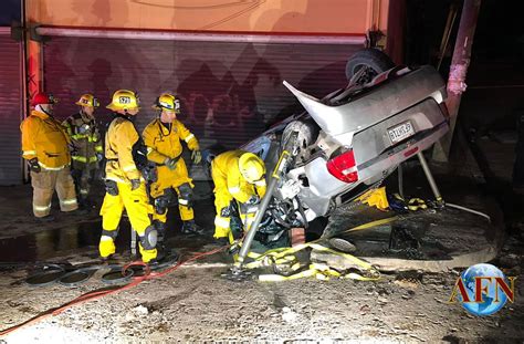 Mueren Dos En Volcadura De Auto